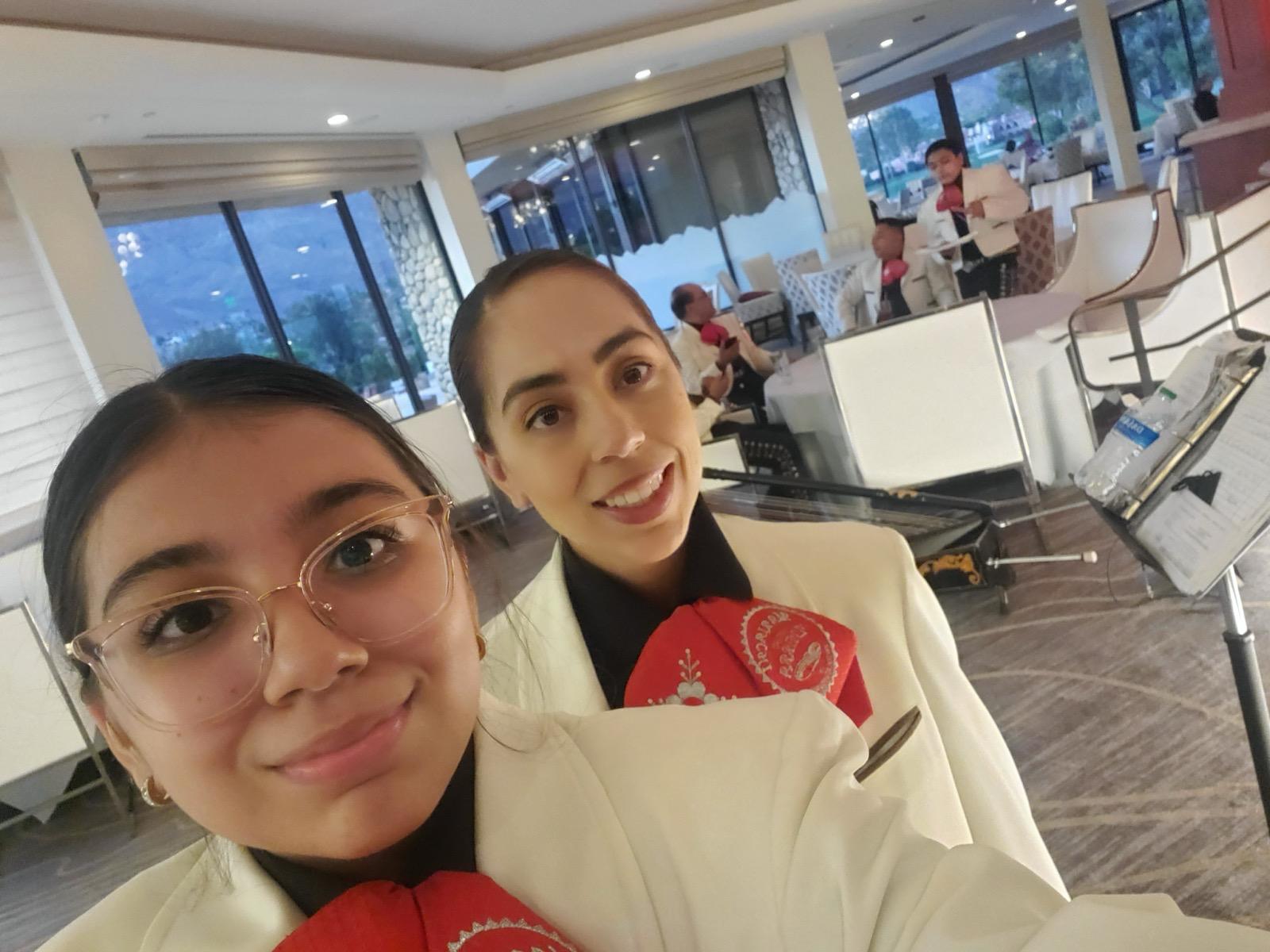 Las chicas del mariachi